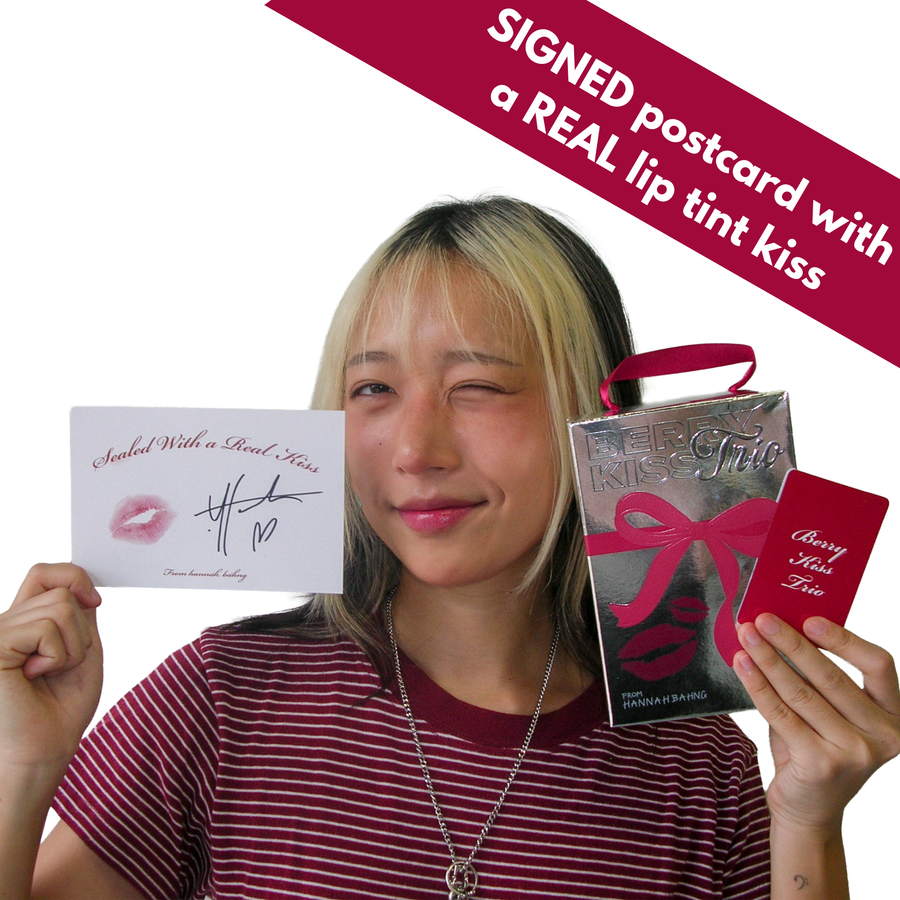 rom&nd x hannah bahng: Berry Kiss Trio *SIGNED & KISSED POSTCARD VER.*