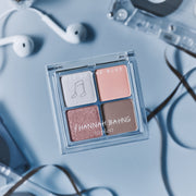 rom&nd x hannah bahng Better Than Eyes (04 OUT OF THE BLUE) eyeshadow palette WITH EXCLUSIVE PHOTOCARD